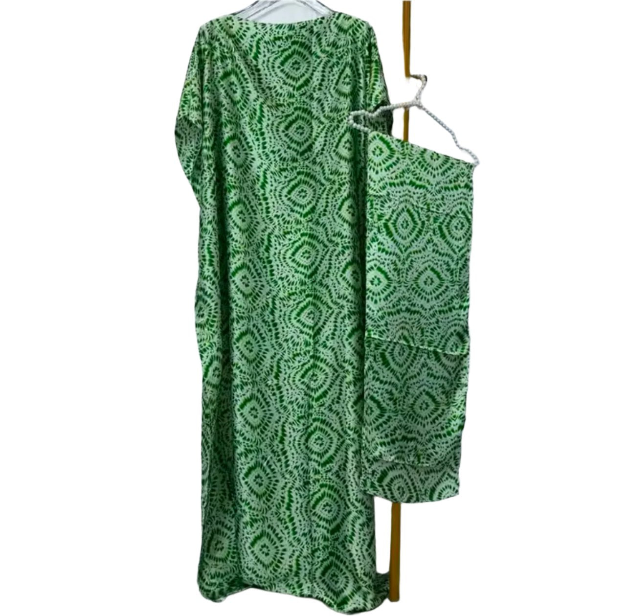 Green Spheres Muumuu with Scarf