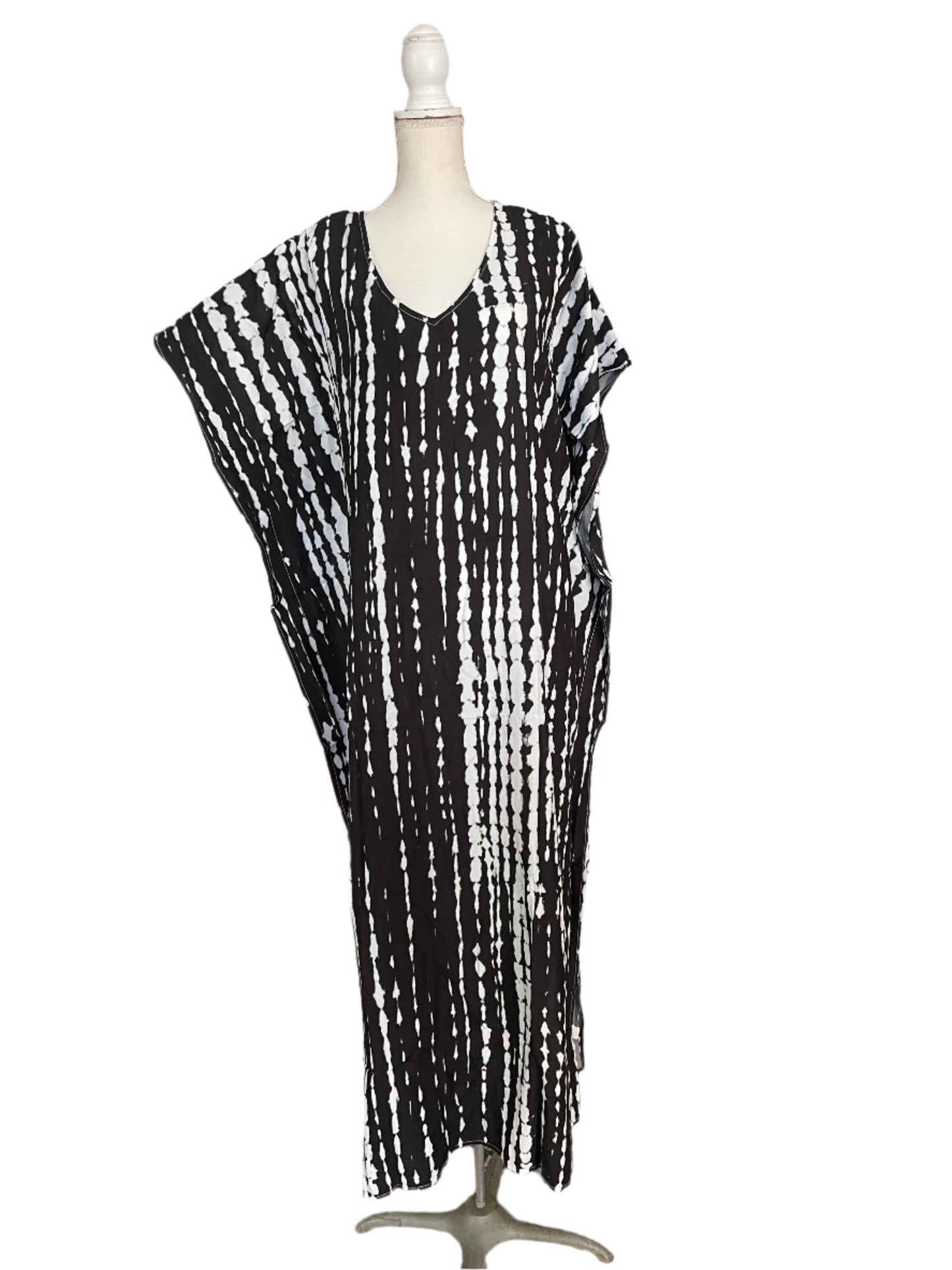 Black & White Waterfall Muumuu/Kaftan